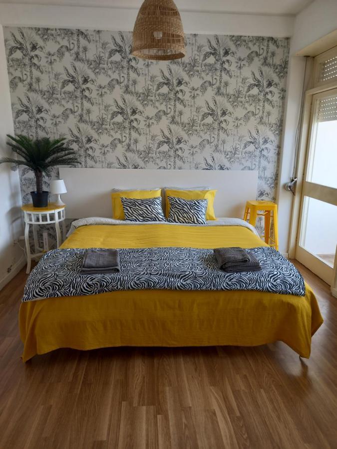 Hotel Savana House Peniche Extérieur photo