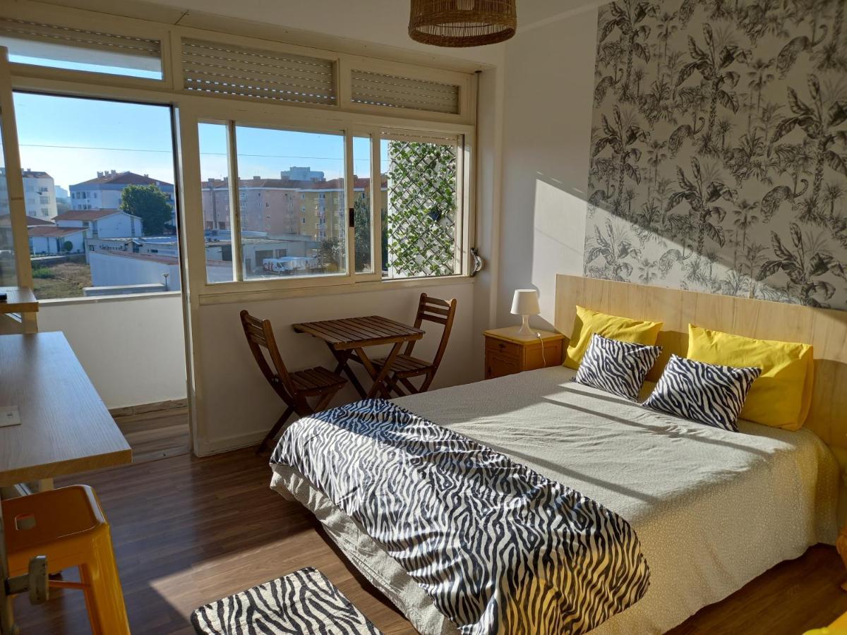 Hotel Savana House Peniche Extérieur photo